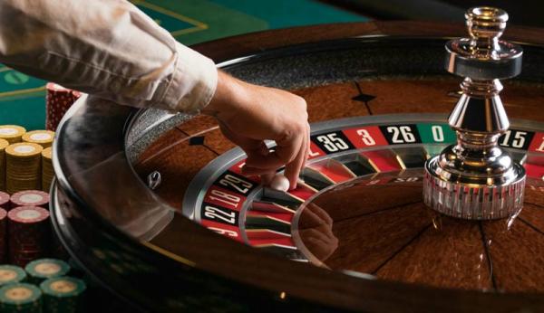 Chơi vòng quay may mắn roulette Fo88 – Giàu chỉ sau 1 đêm